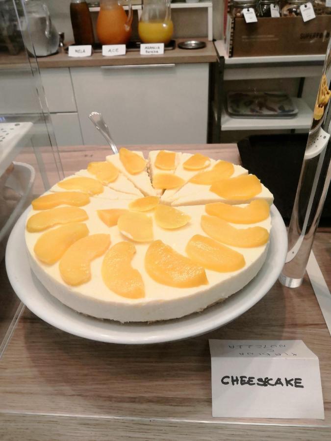Hotel Iride Suite & Breakfast- Ideale Per Famiglie E Coppie Riccione Eksteriør billede