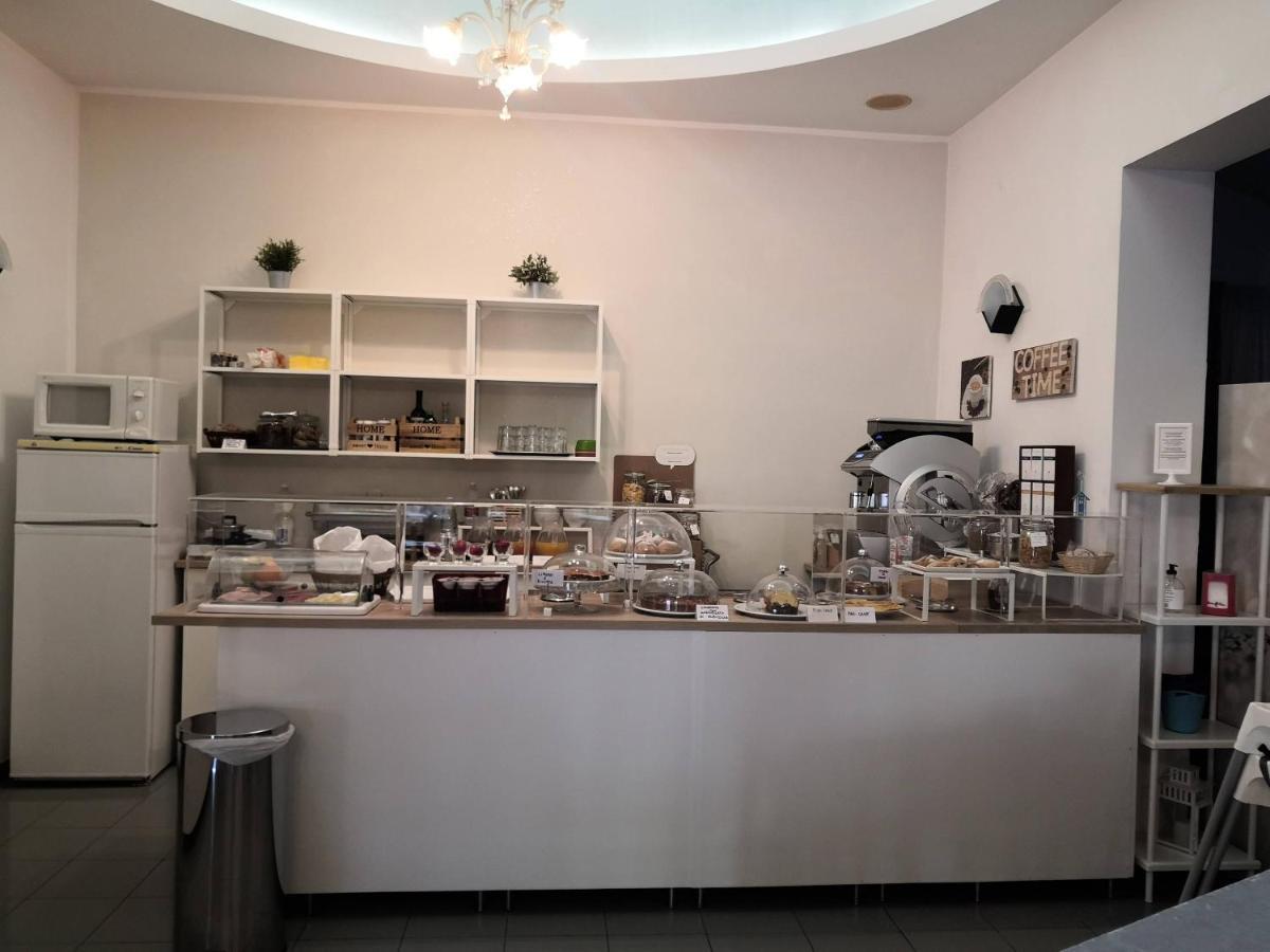 Hotel Iride Suite & Breakfast- Ideale Per Famiglie E Coppie Riccione Eksteriør billede