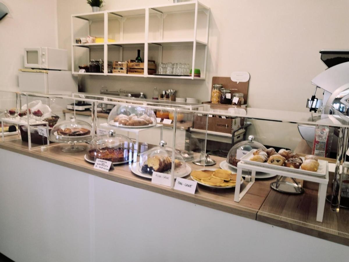 Hotel Iride Suite & Breakfast- Ideale Per Famiglie E Coppie Riccione Eksteriør billede