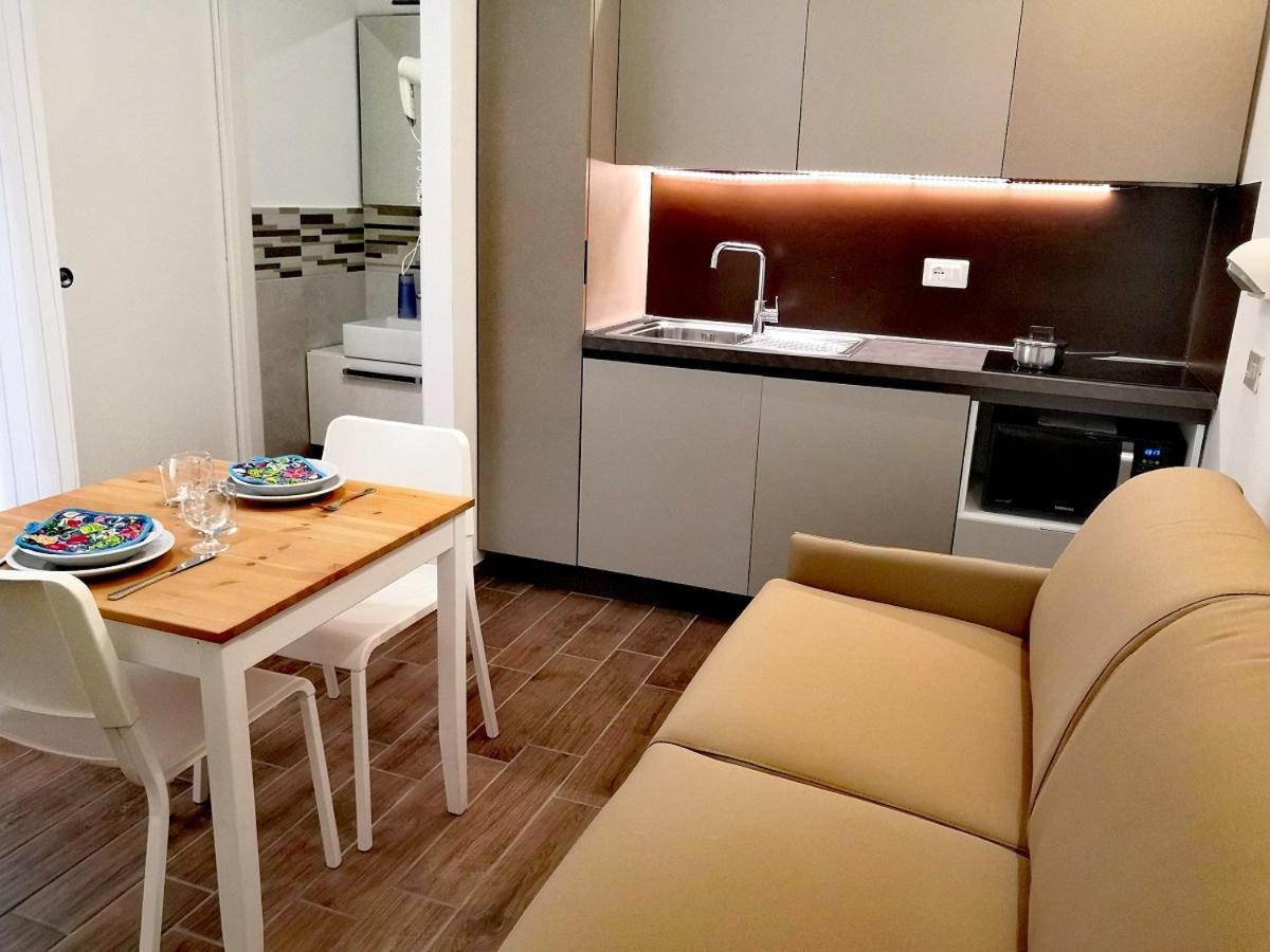 Hotel Iride Suite & Breakfast- Ideale Per Famiglie E Coppie Riccione Eksteriør billede